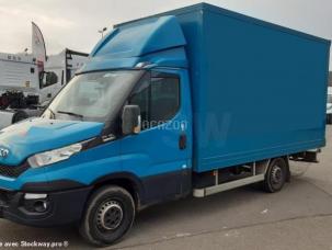 Fourgon avec parois et toit rigide Iveco Daily