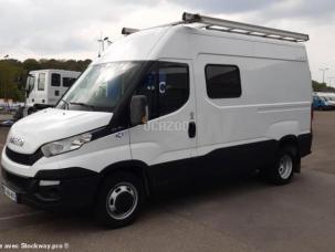 Fourgon avec parois et toit rigide Iveco Daily