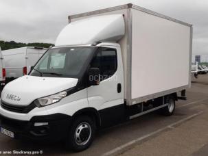 Fourgon avec parois et toit rigide Iveco Daily