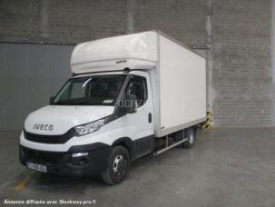 Fourgon avec parois et toit rigide Iveco Daily