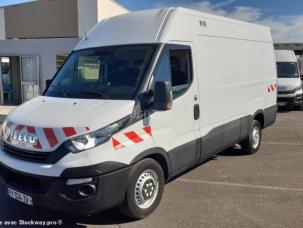 Fourgon avec parois et toit rigide Iveco Daily