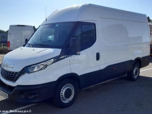 Fourgon avec parois et toit rigide Iveco Daily