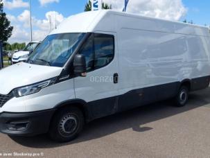 Fourgon avec parois et toit rigide Iveco Daily