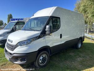 Fourgon avec parois et toit rigide Iveco Daily