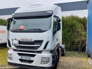 Pour semi-remorque Iveco Stralis