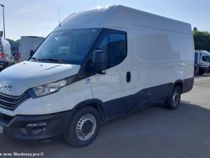 Fourgon avec parois et toit rigide Iveco Daily