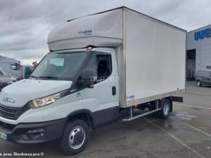 Fourgon avec parois et toit rigide Iveco Daily