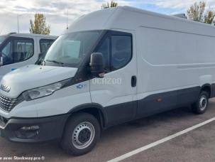 Fourgon avec parois et toit rigide Iveco Daily