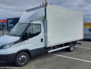 Fourgon avec parois et toit rigide Iveco Daily