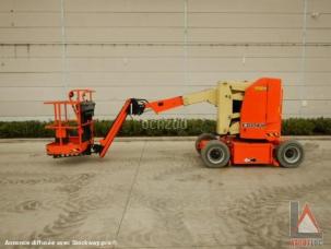 Nacelle automotrice JLG E300AJP