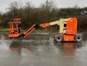 Nacelle automotrice JLG E300AJP