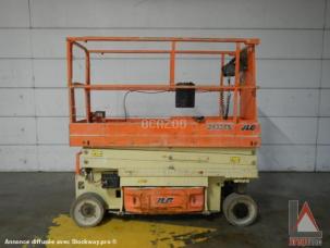 Nacelle automotrice JLG 2032E2