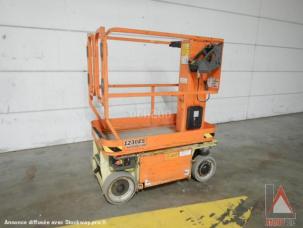 Nacelle automotrice JLG 1230ES