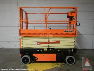 Nacelle automotrice JLG R4045