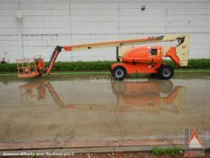 Nacelle automotrice JLG 800AJ