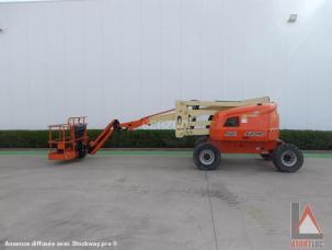 Nacelle automotrice JLG 520AJ