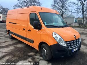 Fourgon avec parois et toit rigide Renault Master