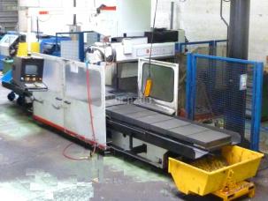 Fraiseuse à banc fixe HURON SXD 833