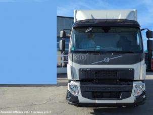 Fourgon avec parois et toit rigide Volvo FE