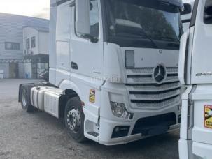 Pour semi-remorque Mercedes Actros