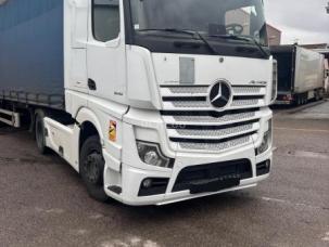 Pour semi-remorque Mercedes Actros