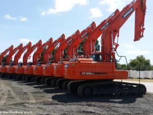 Pelle  Doosan DX 225 LC