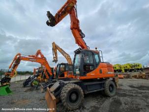 Pelle  Doosan DX160