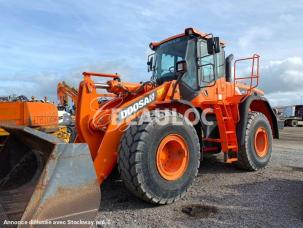 Chargeuse  Doosan DL300