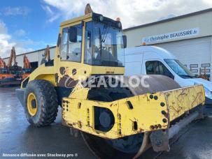 Compacteur monocylindre Bomag BW 211 D-4