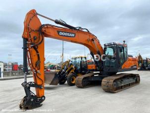 Pelle  Doosan DX 225 LC