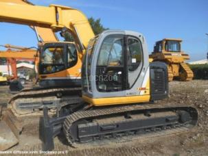 Pelle  New Holland E135SR