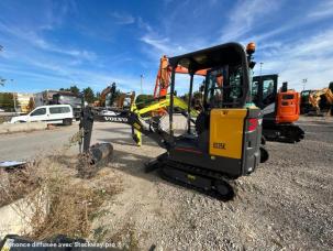 Mini-pelle Volvo EC15 E