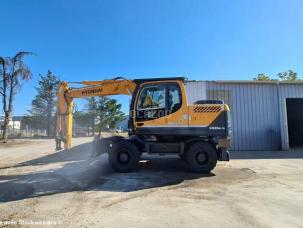 Pelle  Hyundai R140W-9
