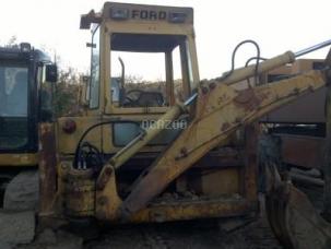 Tractopelle rigide Ford F550