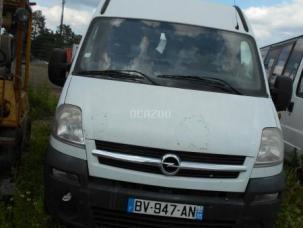 Fourgon avec parois et toit rigide Opel Movano