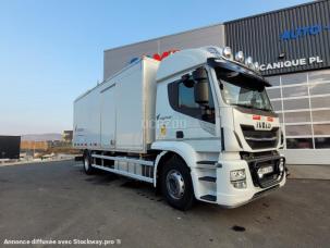 Fourgon avec parois et toit rigide Iveco Stralis