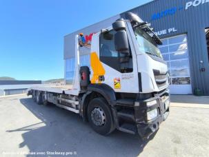 Porte-engins Iveco Stralis
