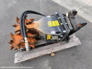  Bobcat             Fraise à tambour rotatif  RG20 2024