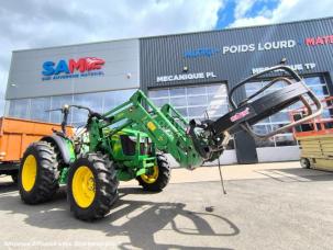 Tracteur agricole John Deere 5075E