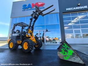 Mini-chargeuse JCB 403