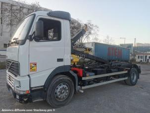 Benne basculante de chantier et de TP Volvo FH12