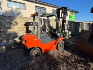  Toyota 2.5T 4M