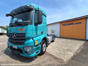 Pour semi-remorque Mercedes Actros