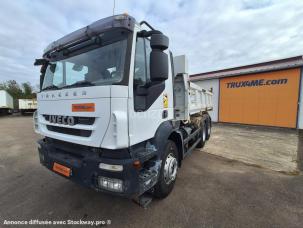 Benne basculante de chantier et de TP Iveco Trakker
