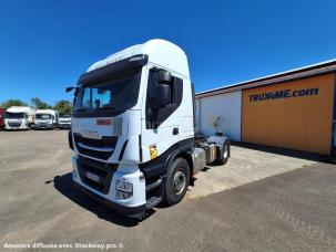 Pour semi-remorque Iveco Stralis