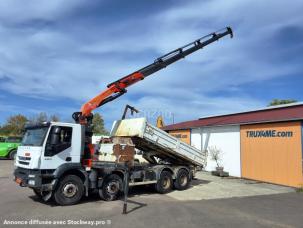 Benne basculante de chantier et de TP Iveco Trakker
