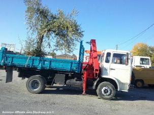 Benne basculante de chantier et de TP Renault JP 2