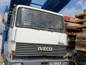 Porte-voitures Iveco 175.17