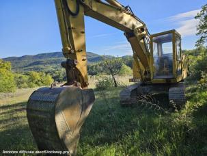 Pelle  Caterpillar 215