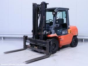 Toyota 02 7 fd 40